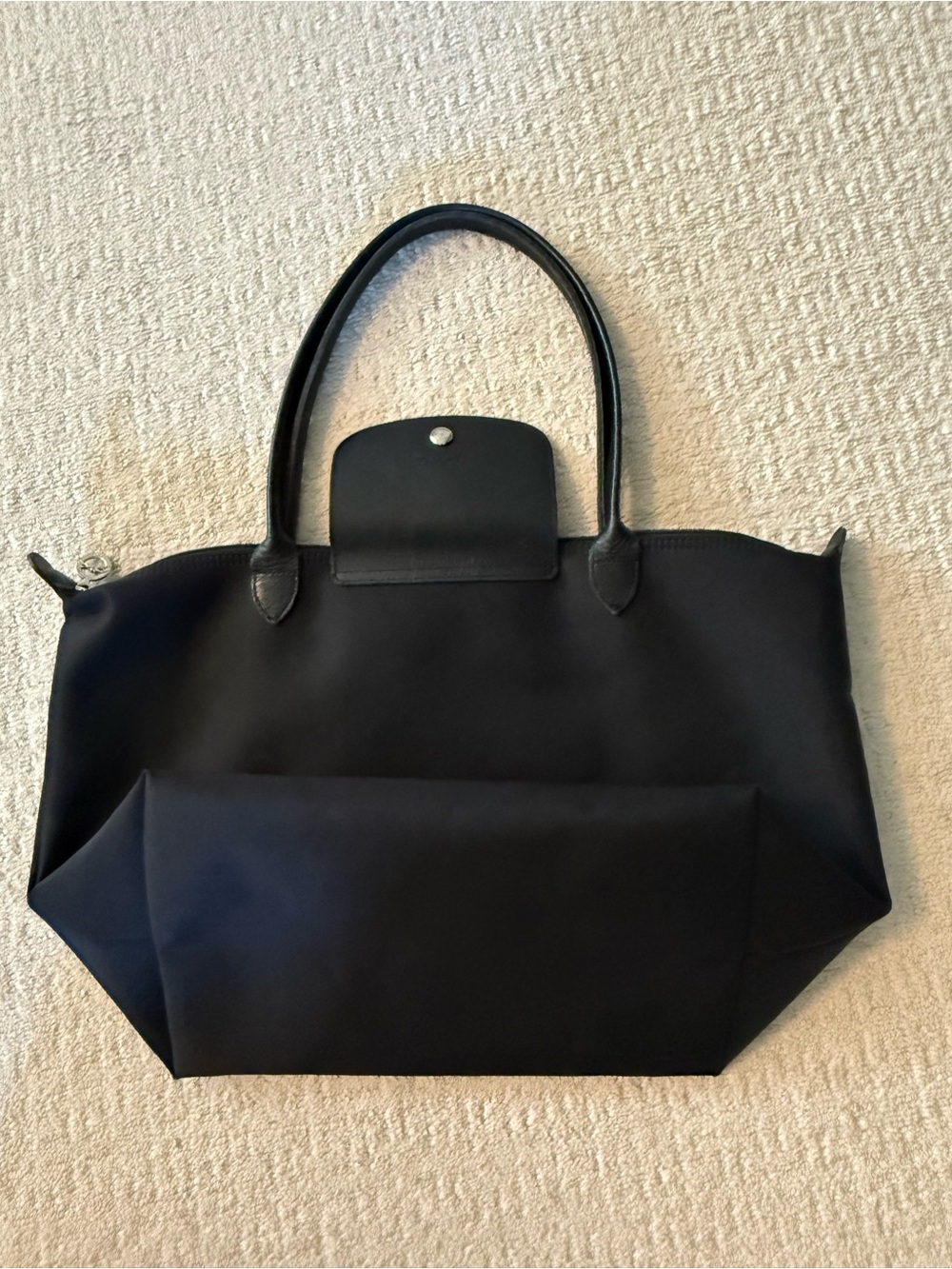 Longchamp Classic Black Tote Bag with Leather Trim - Picture 8 of 9